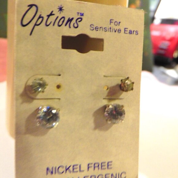 NICKEL FREE HYPO-ALLERGENIC CRYSTAL EARRINGS FOR SENSITIVE EARS - Picture 3 of 5